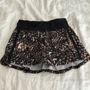 Lululemon tennis skirt barely worn